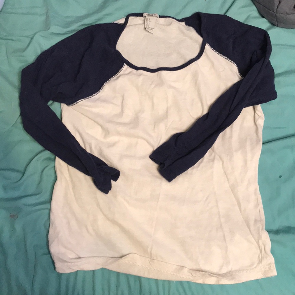 Baseball tee